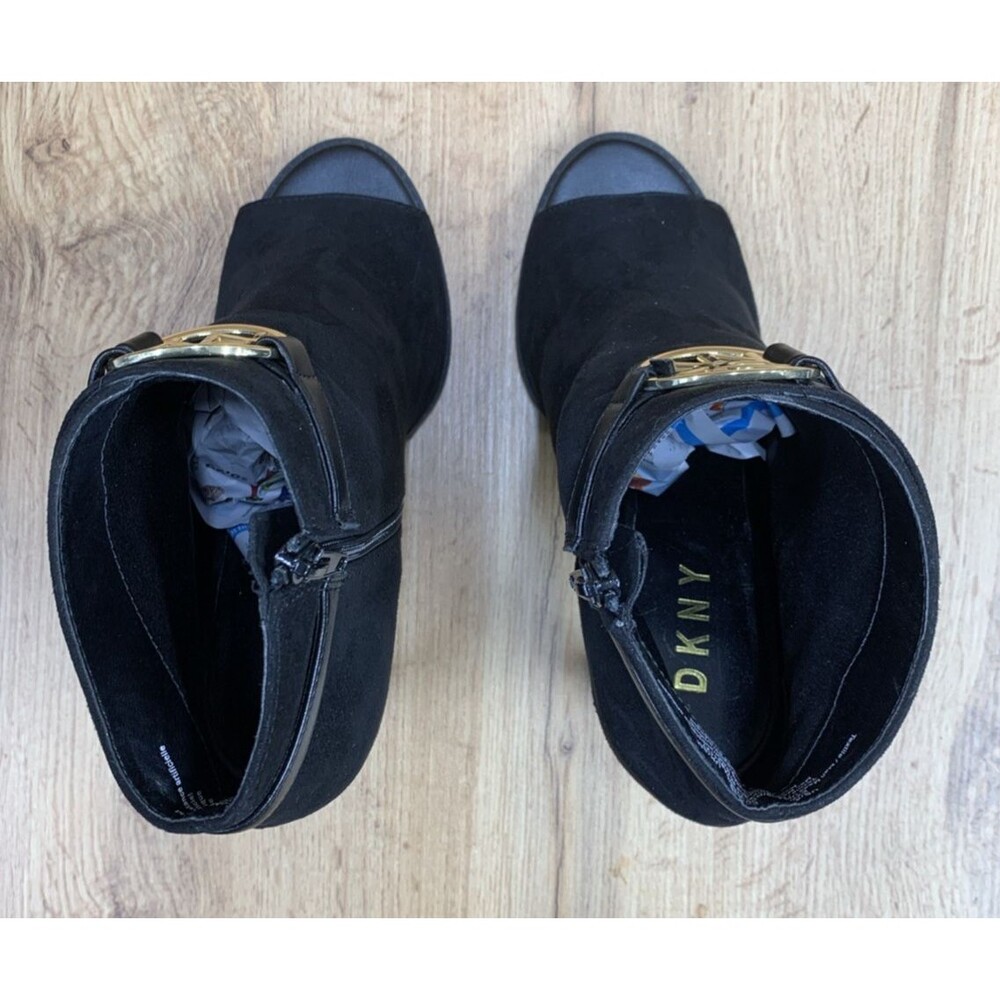 DKNY Women's Stilettos 4 in Peep Toe Booties Medallion Side Zip Black size 8.5 M - Picture 13 of 16